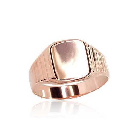Vyriškas auksinis žiedas. Akmuo: Be akmens. Metalas: Raudonas Auksas. Praba: 585°