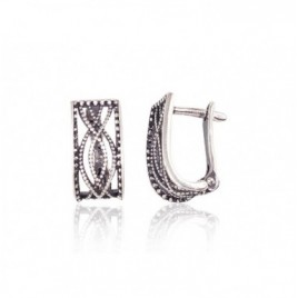 Sidabriniai auskarai ant cilindrinės spynos0