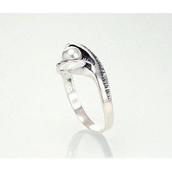 925° Genuine Sterling Silver ring, Stone: Fresh-water Pearl , Type: Women, 2100931(POx-Bk)_PE