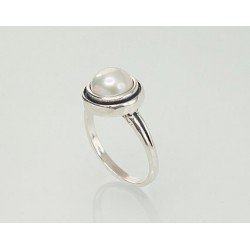 925° Genuine Sterling Silver ring, Stone: Fresh-water Pearl , Type: Women, 2100949(POx-Bk)_PE